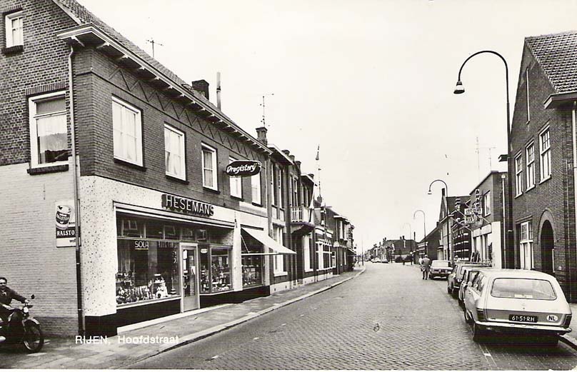 rijen_hoofdstraat.jpg